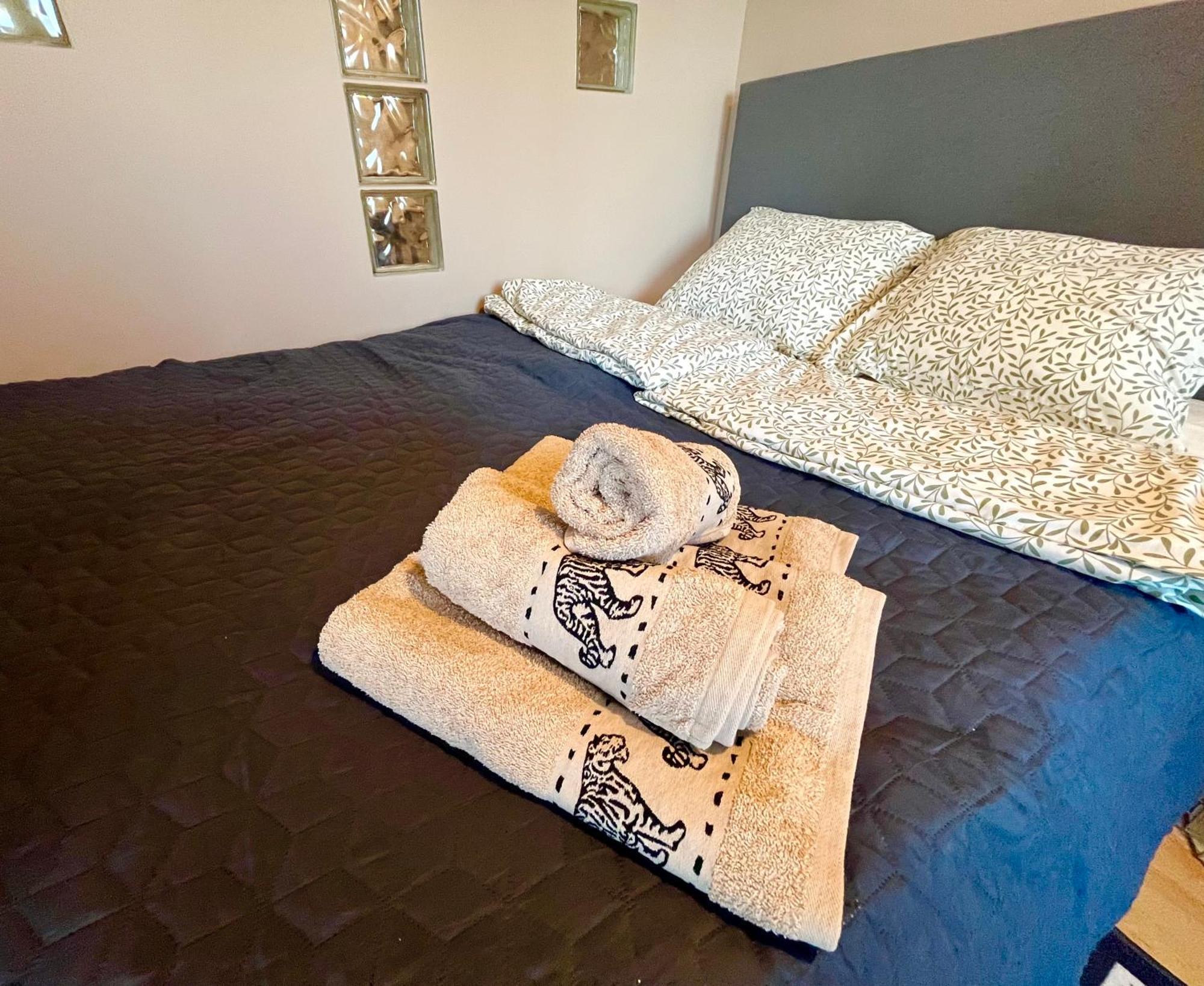 Apartament Roentgena 16 Przy Centrum Onkologii I Klinice Novum Варшава Екстер'єр фото
